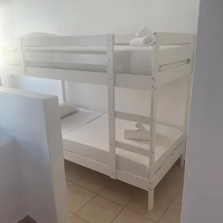 Lejlighedshotel White Island 3*