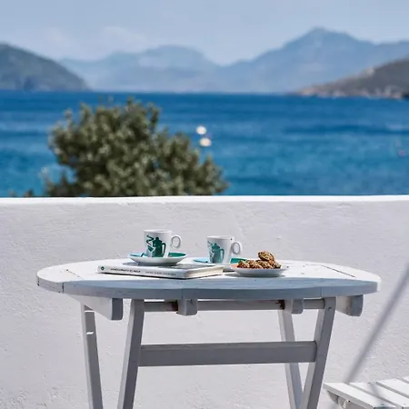 White Island 3*