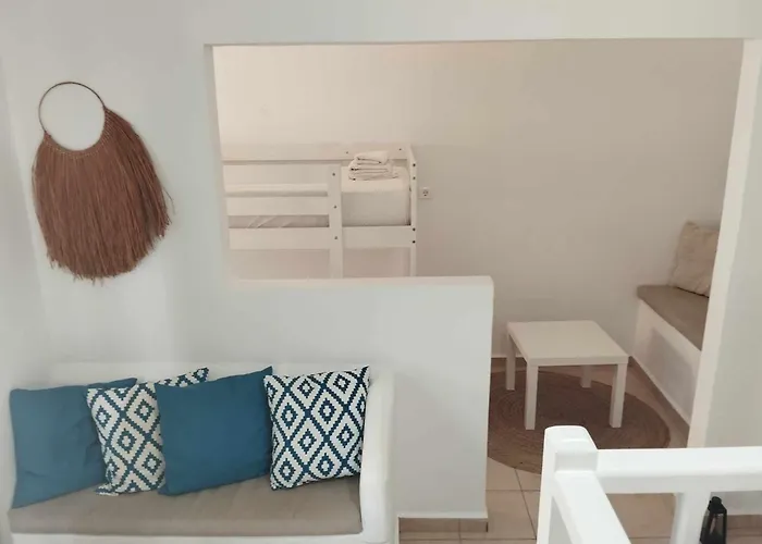 White Island Panteli